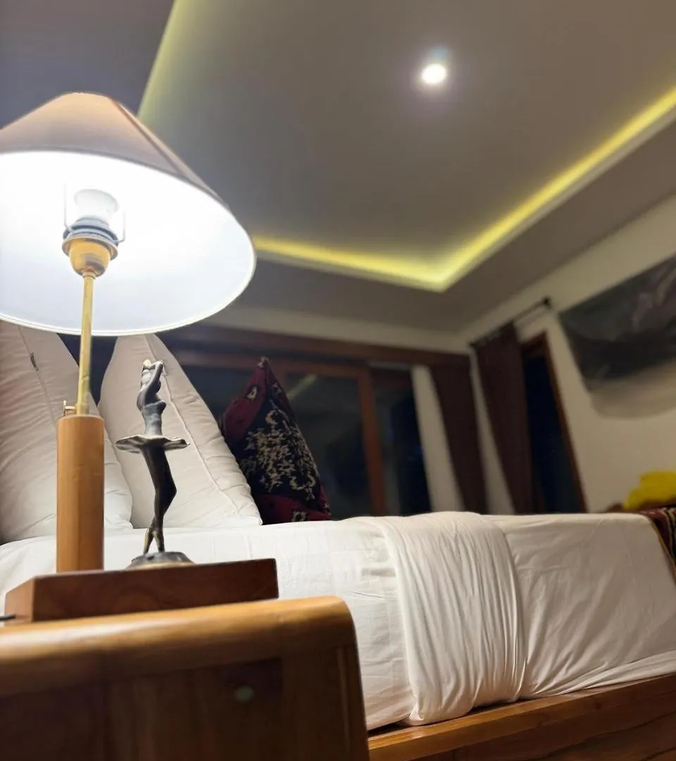 Putih Dcarik Ubud 3*,